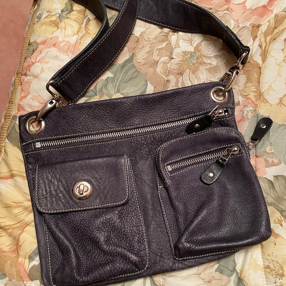 Roots Village Tribe Crossbody - Picture 6 of 7